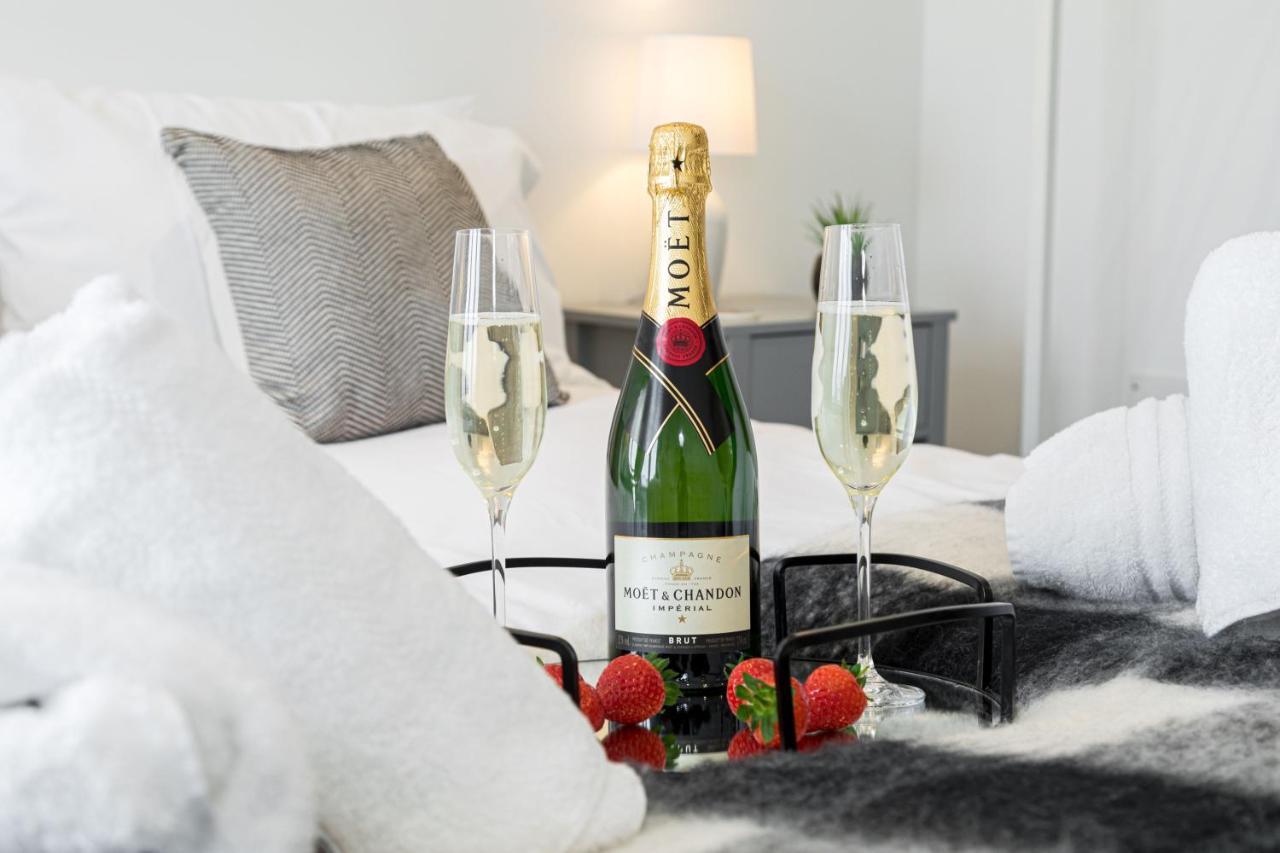 Ocean Breeze - 1 Minute From The Beach - 10 Minute From Bic - Fast Wi-Fi - Smart Tv Bournemouth Exteriér fotografie
